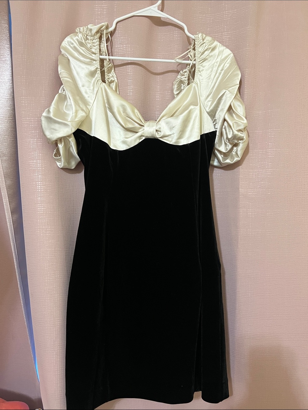 Endless Rose Satin & Velvet Minidress Puff Sleeves